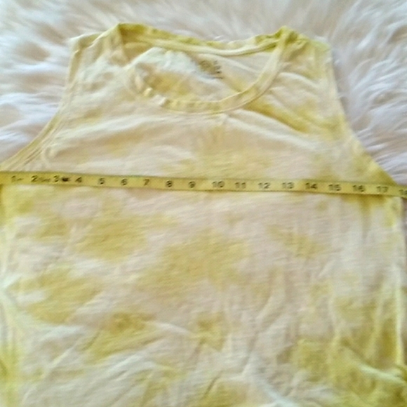 Time & Tru | Kids | Yellow Tye Dye Tank Top - Picture 10 of 13